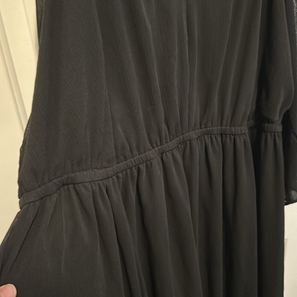 Black Cold Shoulder Dress: Plus Size - Picture 5 of 8